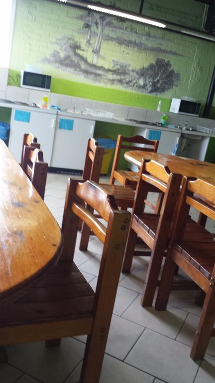 Gecko'S Rest Budget Accommodation & Backpackers Mackay Eksteriør bilde